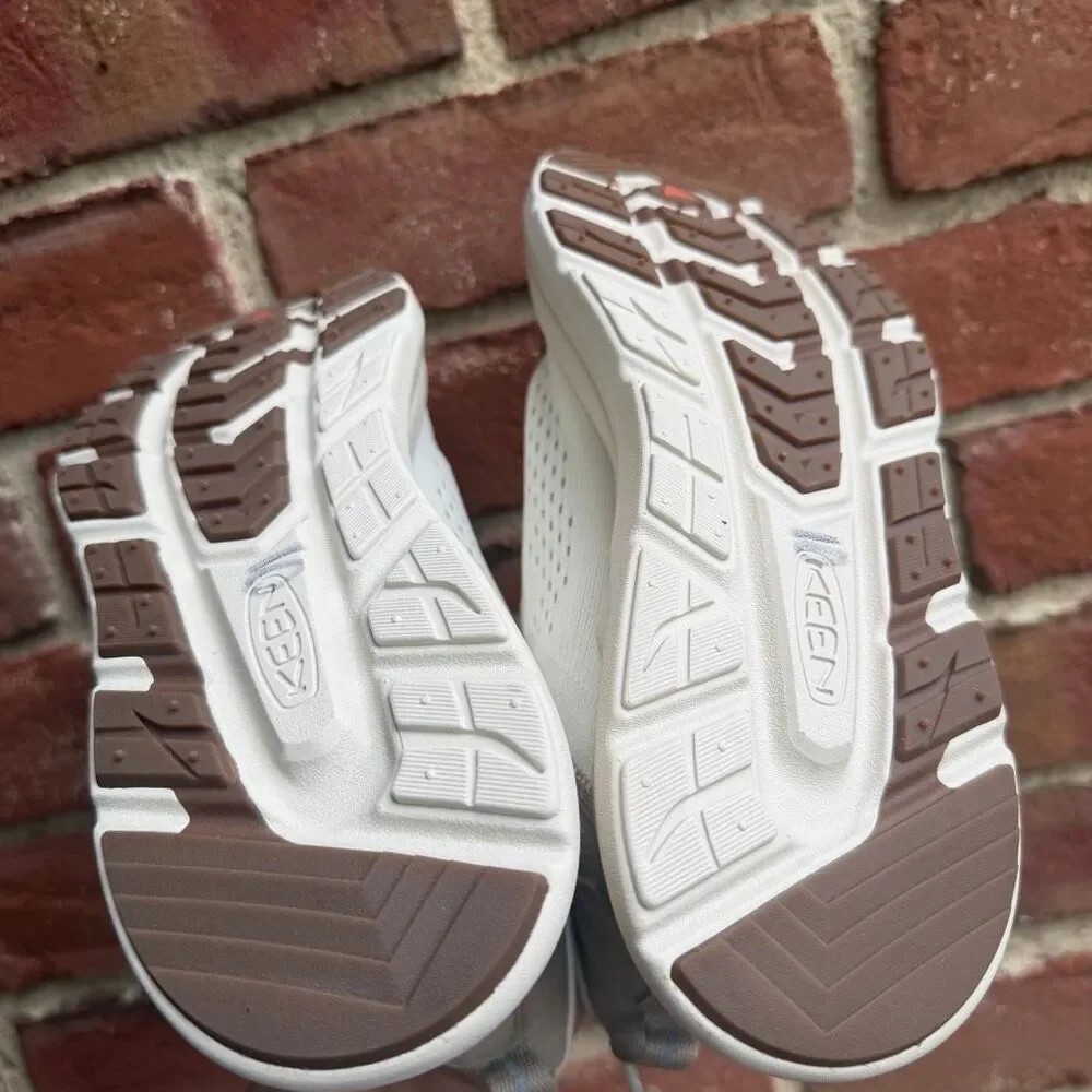 KEEN WK450 Womens Walking Shoes Birch Peach Parfait Size 6.5 NEW